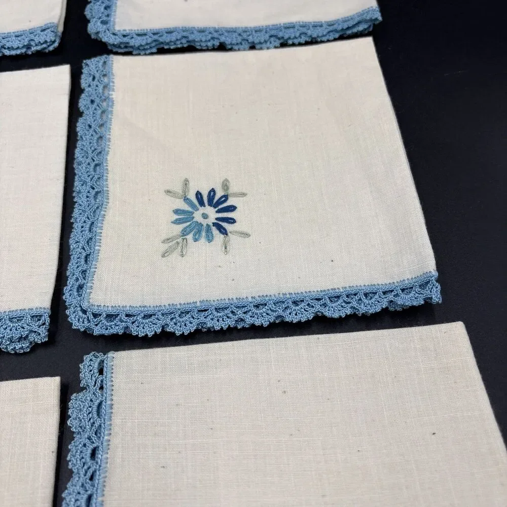 6 Linen Lace Bordered Blue Napkins‎ Vintage  10x10 Cream Linen